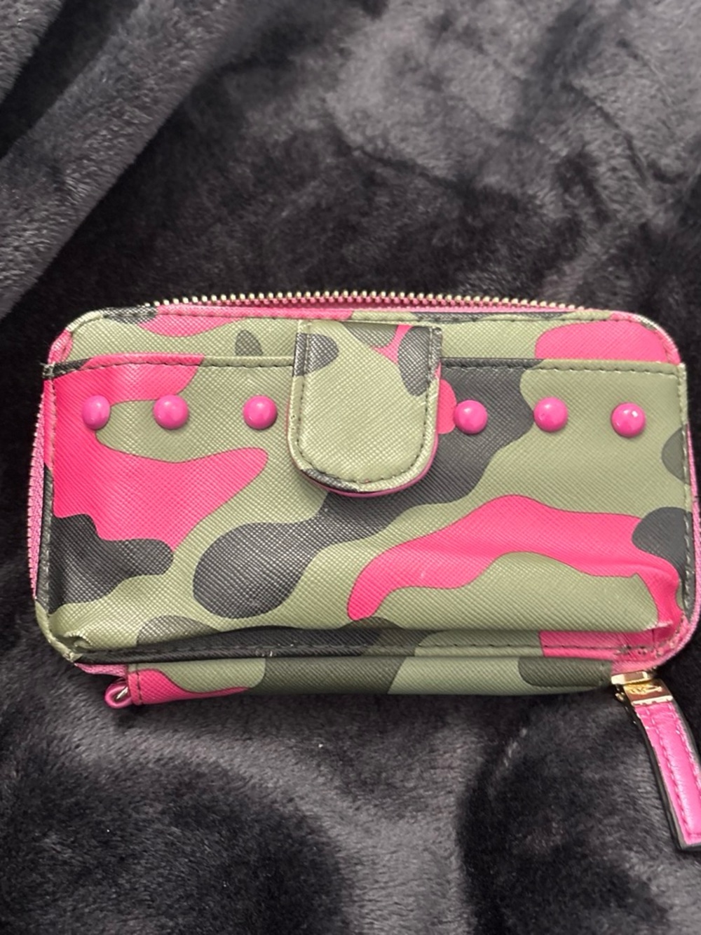 Camouflage Zip Wallet in Pink and Olive for Women